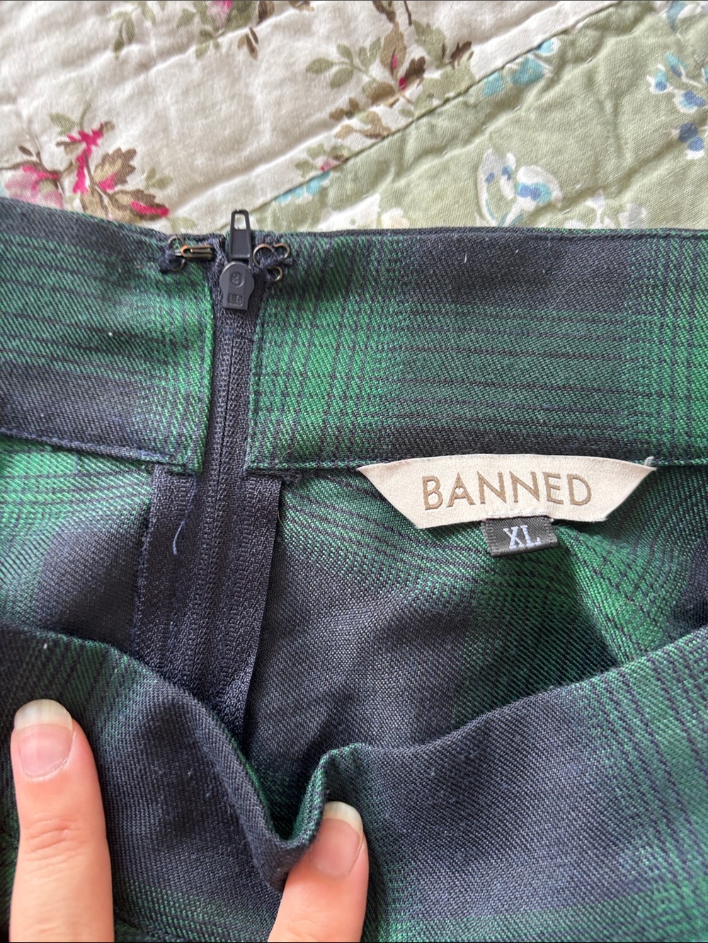 Green and navy circle midi skirt by Banned size XL with pockets - Picture 2 of 3